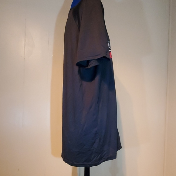 Under Armour Short Sleeve Shirt - Picture 2 of 7